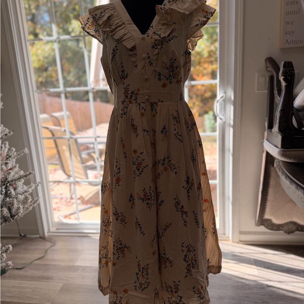 LC Lauren Conrad Cream Floral Midi Dress - Picture 3 of 7